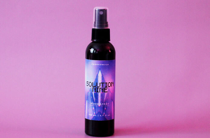 Top Notes: Calabrian Bergamot, Pear, Sichuan Pepper Heart Notes: Turkish Rose, Rose de Mai, Geranium Violet Base Notes: Vanilla, Tonka Bean, Patchouli, Cashmere Musk Top Notes: Calabrian Bergamot, Pear, Sichuan Pepper Heart Notes: Turkish Rose, Rose de Mai, Geranium Violet Base Notes: Vanilla, Tonka Bean, Patchouli, Cashmere Musk